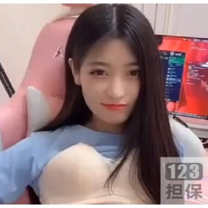 快手顶级女神《月月大小姐姐》私拍自拍