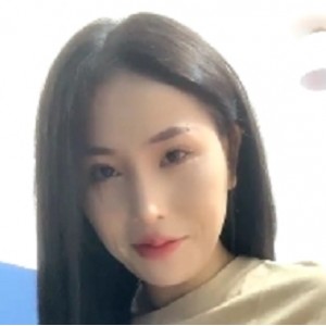 91论坛-与纹身学姐居家给力玩游戏
