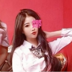 哗哩哗哩温柔瑜伽老师〖雅典娜娜〗美脚身线一览无余[v+2G]