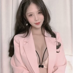 限时特惠抖娘利世NO.55粉色西装，敢穿无圣光！