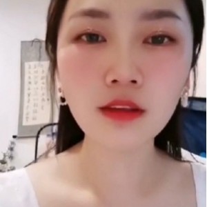 《快手网红小倩倩呀》舌头舞合集：13V+371MB百度云资源限时抢购！