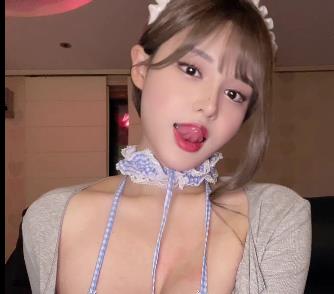 《完美女神徐婉自拍蓝色女仆完整版9分钟时长》