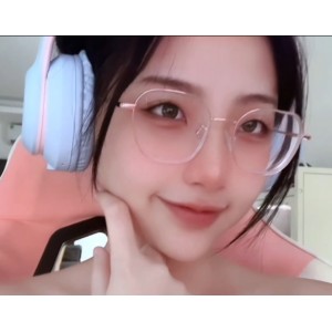 转载搬运百度盘阿黑颜cos女神yuumeilyn新视图88P16V1.2G，后缀改rar解压2次请勿在线解压