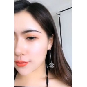转载搬运玩铁女神性感黑色蕾丝互动合集1V490M，解压观看