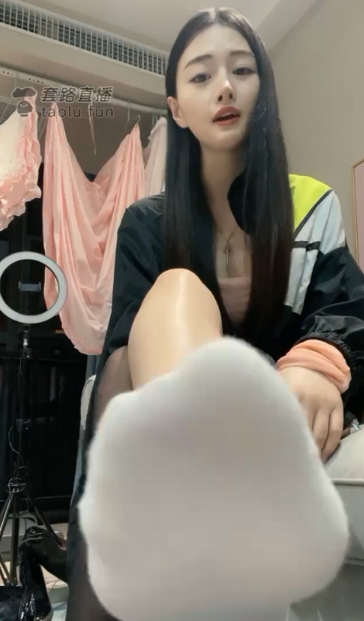 套路直播仙女殿下最新合集50V30G，梦幻直播秀