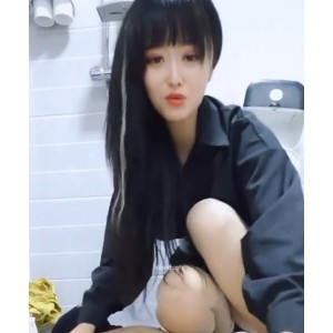 套路直播婳宜女王最新合集50V40G，精彩互动直播