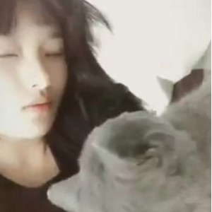 珍藏补档高倩rou tun小妹子视频合集75部458M，娃娃脸娇小放得开