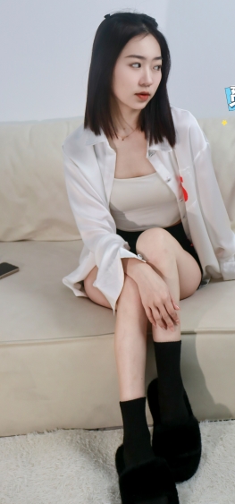 蜜芙少女四人游视频合集82张2部1.64G青春绽放