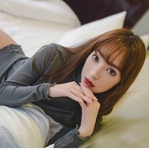 PANS摄影网两位顶级模特（李沫，TINA）超有尺度拍摄花絮