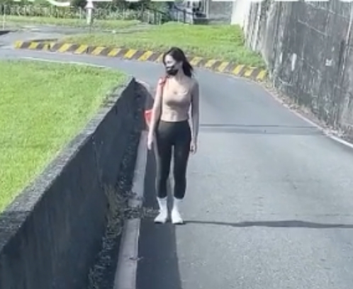 31G媚黑妻子户外互动不知名站子超会玩