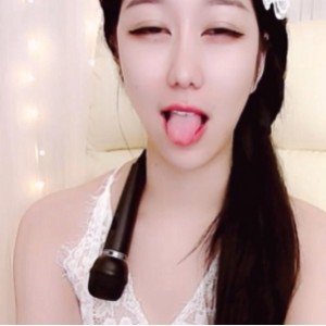 5.23GmeowCB站私房内容7部超水灵