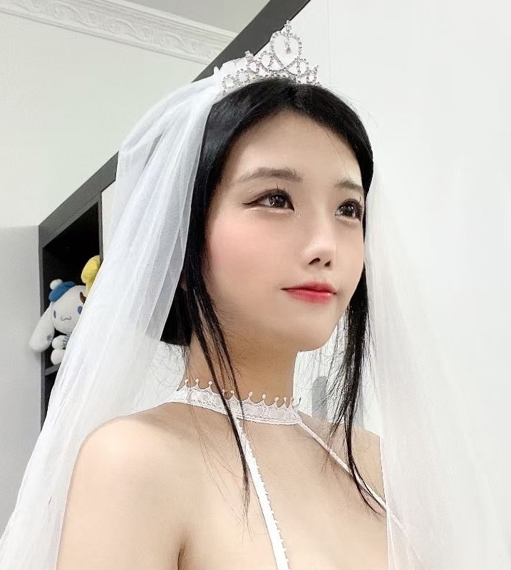 超有料喵四婚纱剧情8部1.45G某站