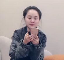 柔韧女神曼曼黑丝一字马视频1部1.82G太诱人