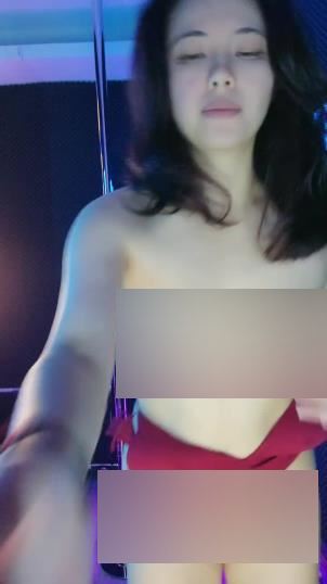 台湾小飘飘OnlyFans姐弟乱来劲爆合集17部12G全网疯求太火辣