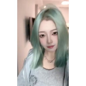 超爽收cang+du家泄密反差妻子女大12.3G8V