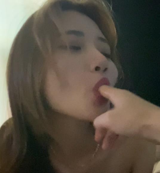 电报南韩素人情侣真实自拍合集600V49.1G好有感觉