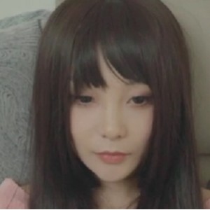 网盘展示傲娇小瑶瑶私拍1部375M曲线玲珑太撩人