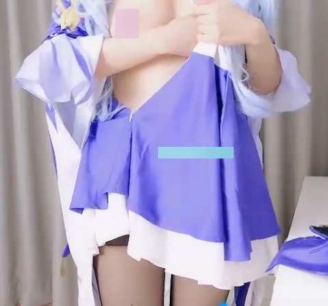 铃木美咲推特放飞自我cos刻晴视频1部200MB身材太顶了